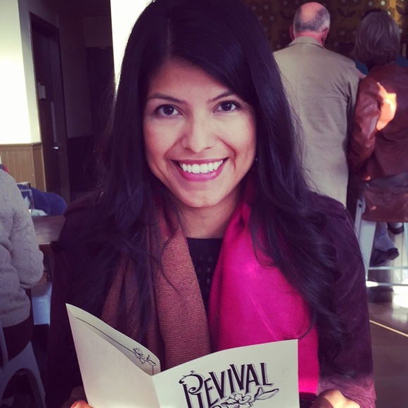 Meet your Posher, Alexandra - Picture 1 of 2